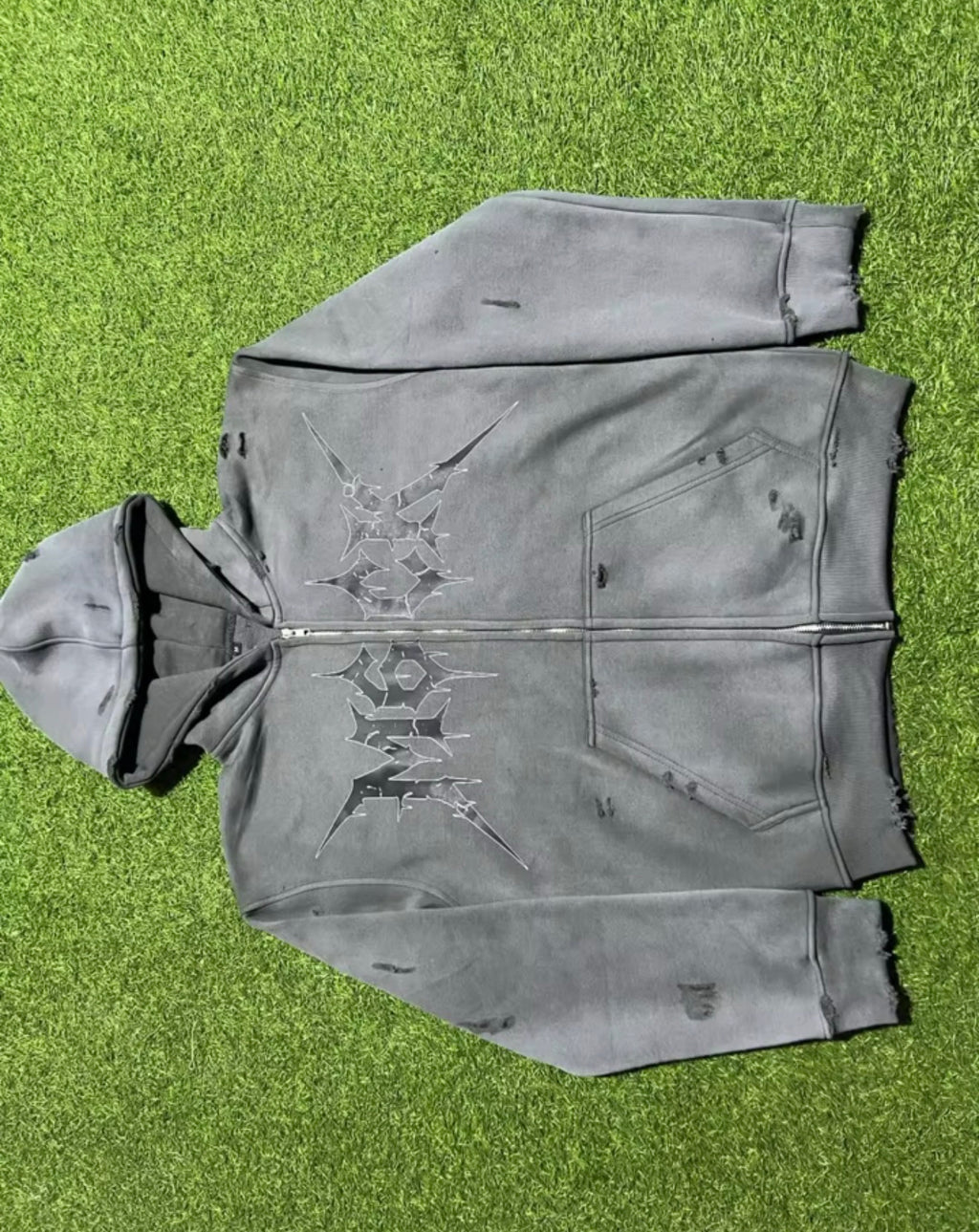 M6CK 777 Distressed Zipup